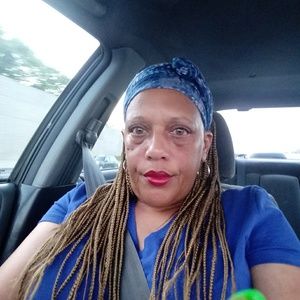 Meet your Posher, Helena